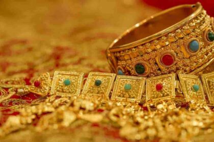 Gold Price Crash Today: 4 Reasons Behind the Fall and Key Triggers Ahead