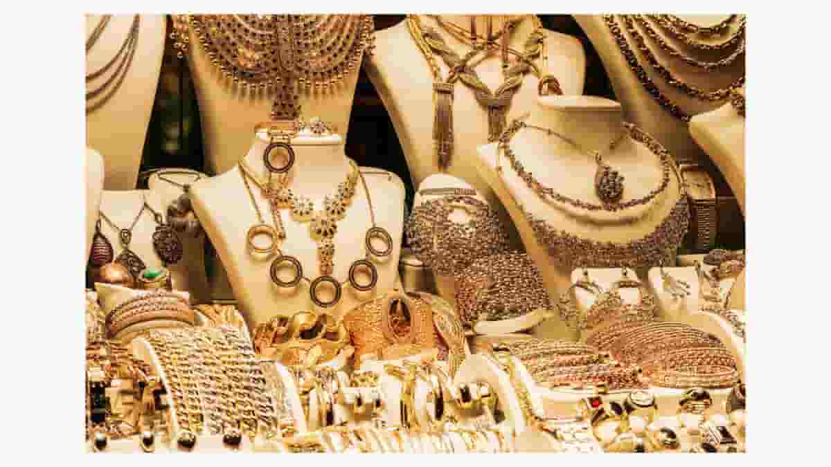 Govt Cuts Duty Drawback on Gold and Silver Jewellery Exports What It Means for Exporters